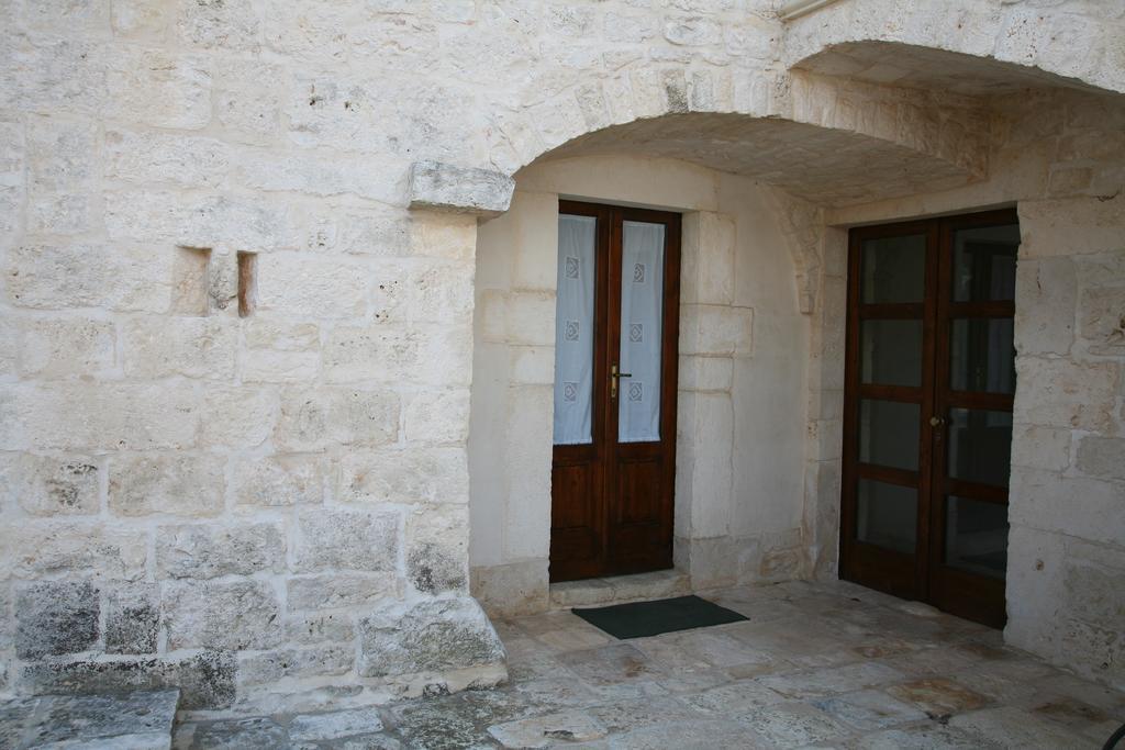 Masseria Montecchie Ceglie Messapica Exterior photo